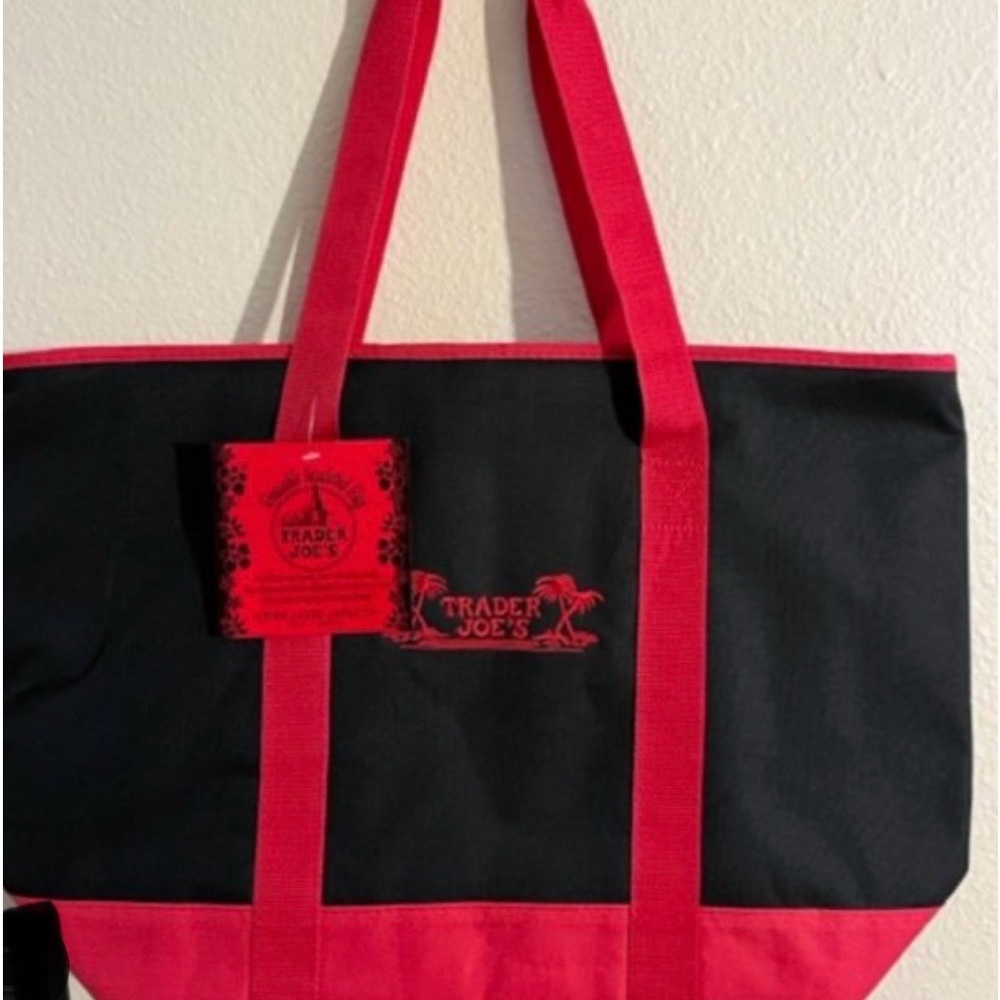 Trader Joe's Black Red Insulated Large Cooler Tote Reusable Shopping Bag New